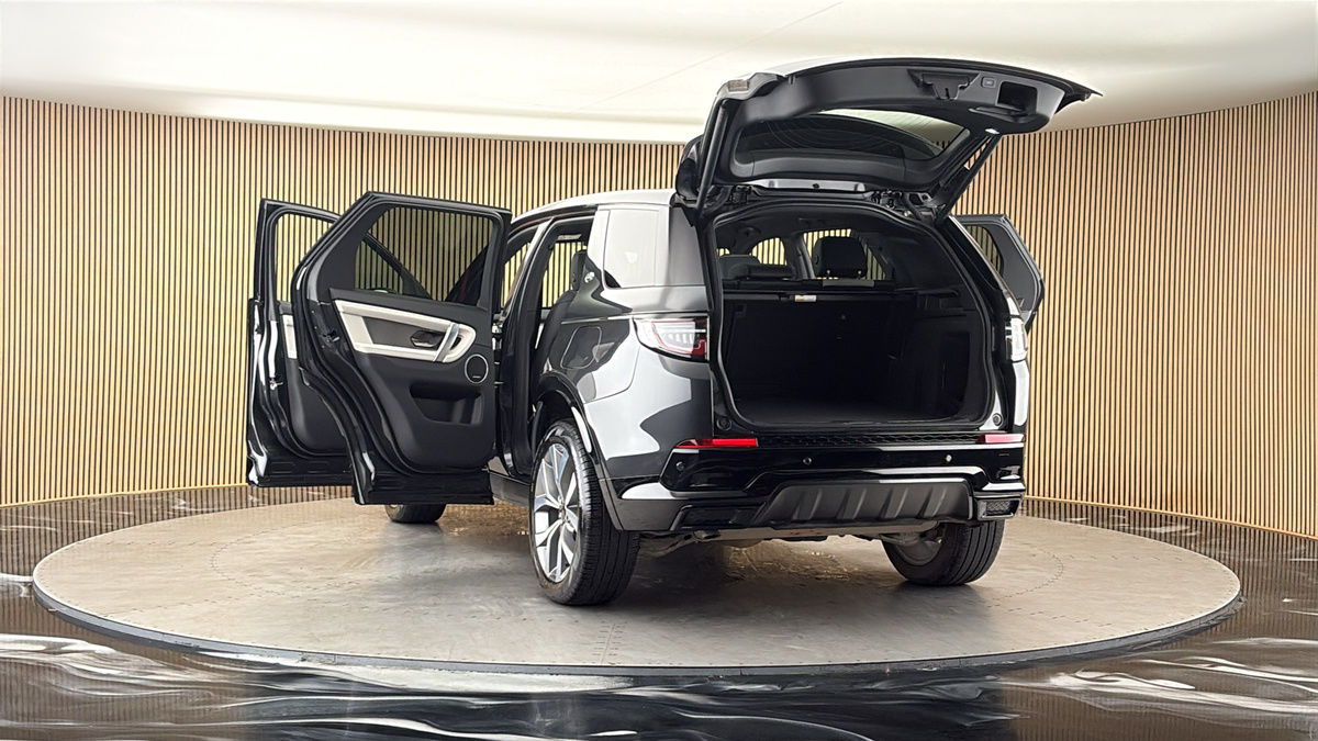 More views of Land Rover Discovery Sport