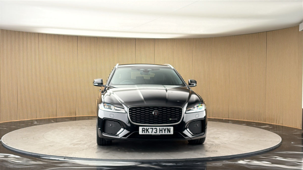 More views of Jaguar XF