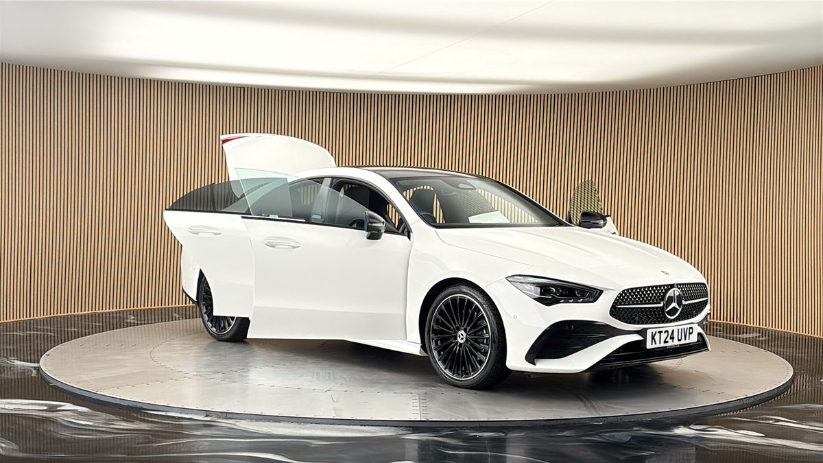 More views of Mercedes-Benz CLA