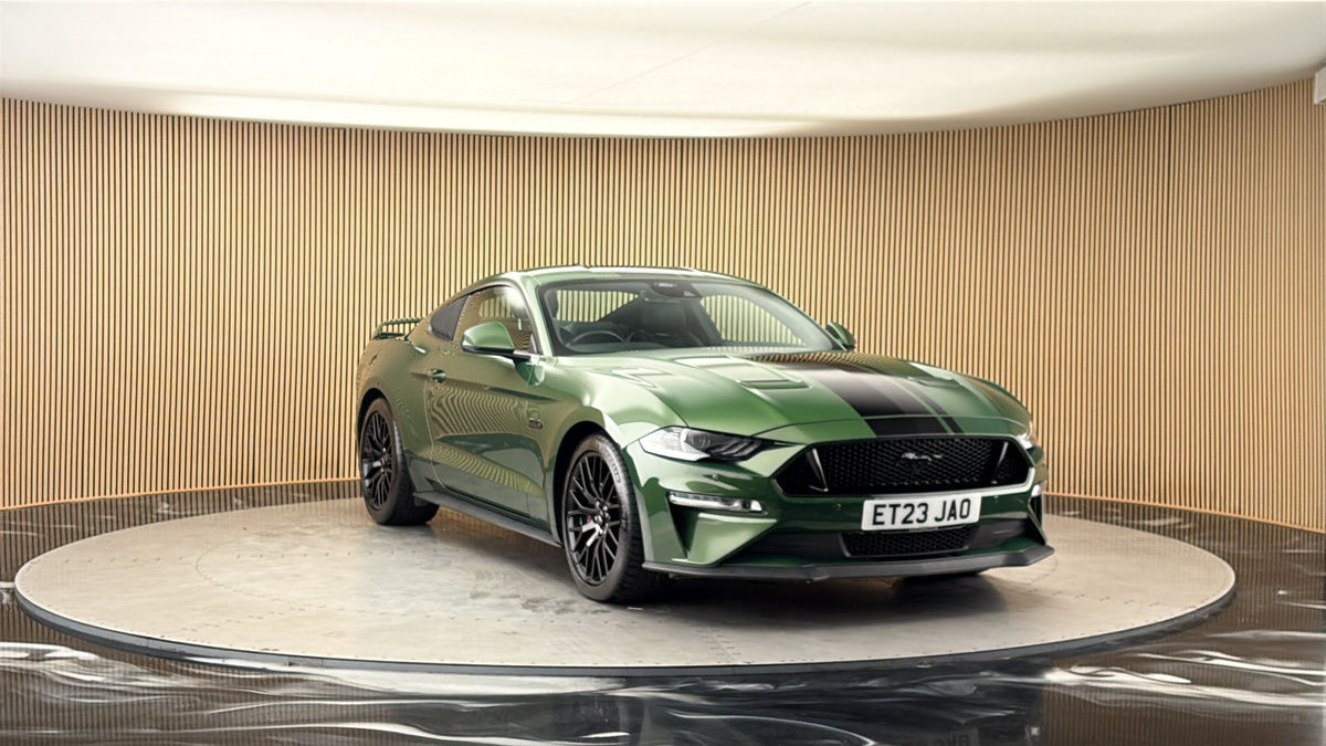 More views of Ford Mustang