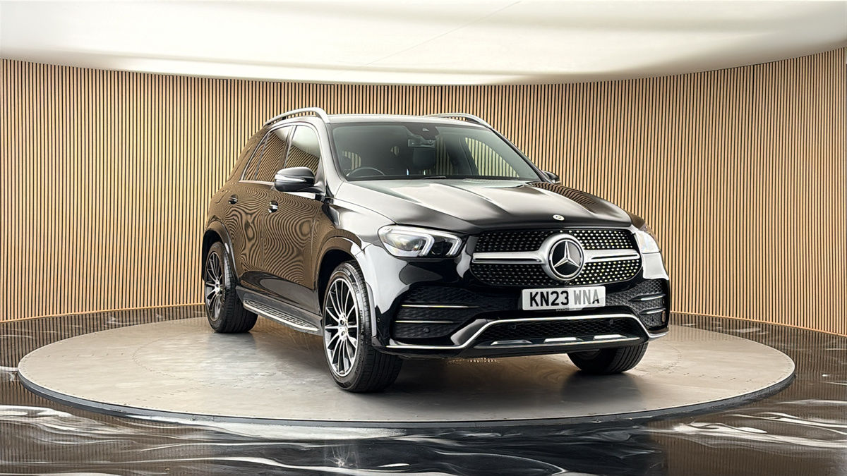 More views of Mercedes-Benz GLE