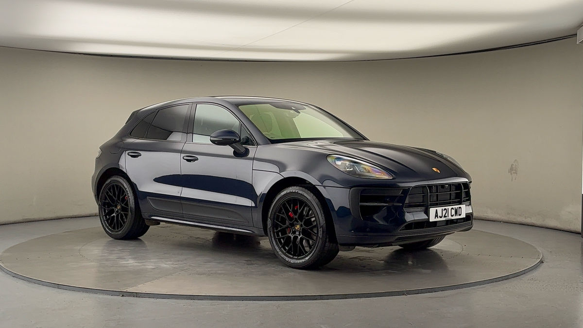 More views of Porsche Macan