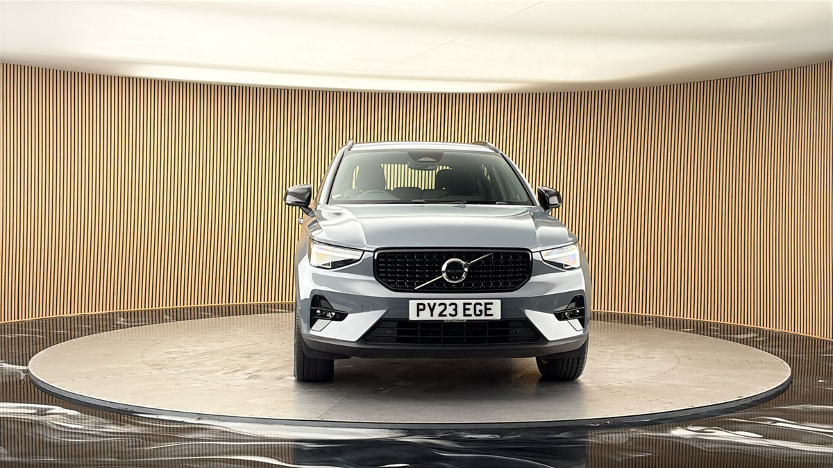 More views of Volvo XC40