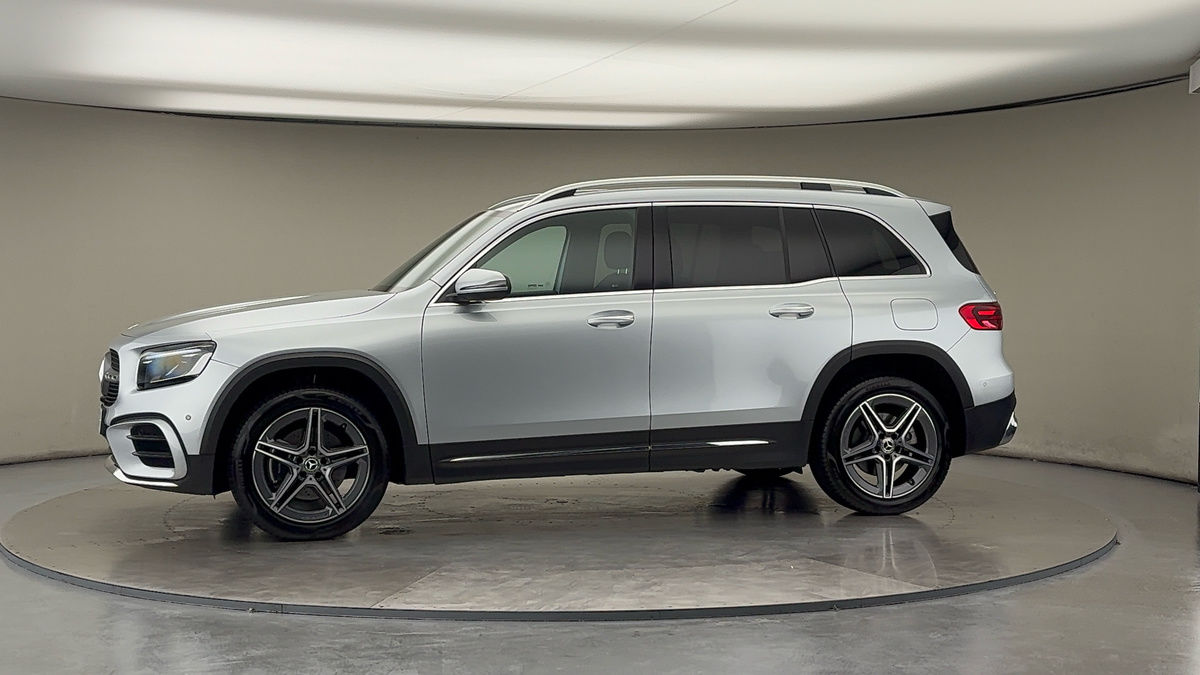 More views of Mercedes-Benz GLB