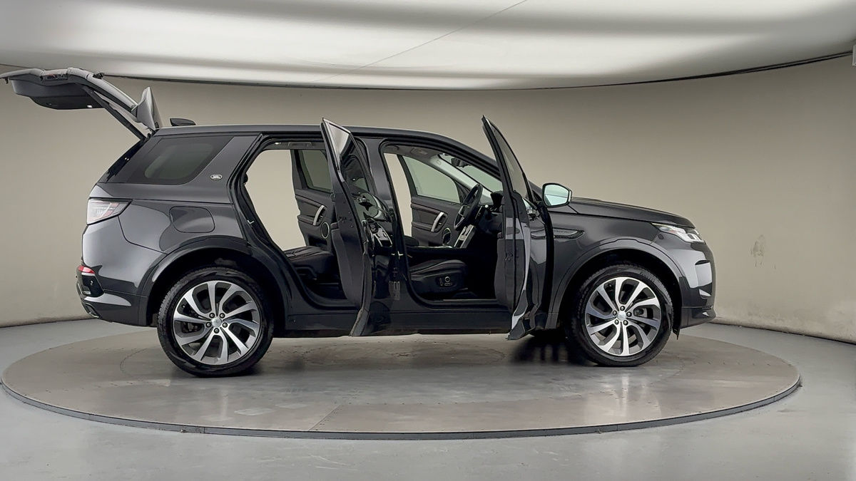 More views of Land Rover Discovery Sport