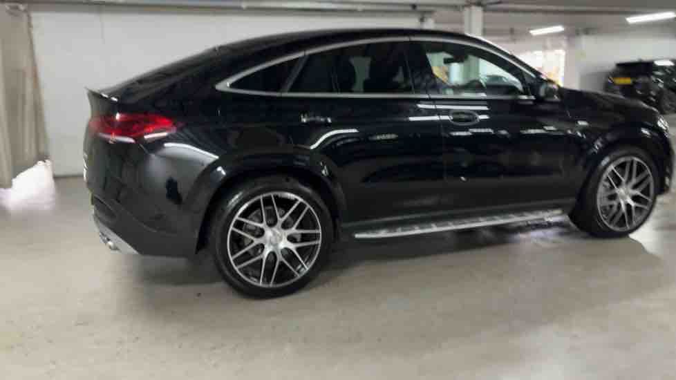 More views of Mercedes-Benz GLE