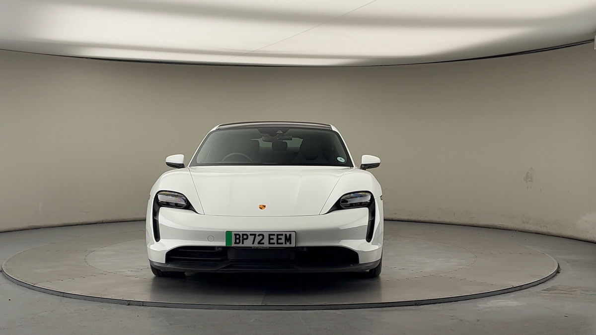 Porsche Taycan Image 3