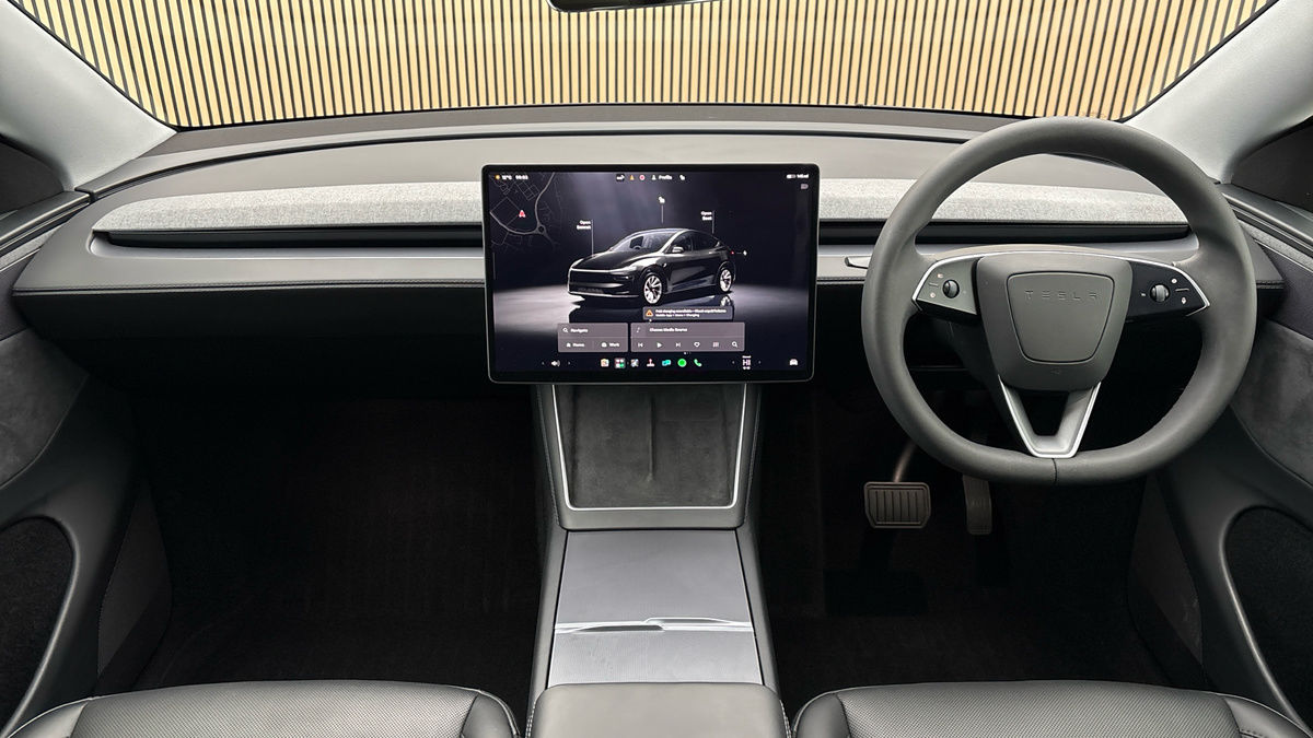 Tesla Model Y Image 12