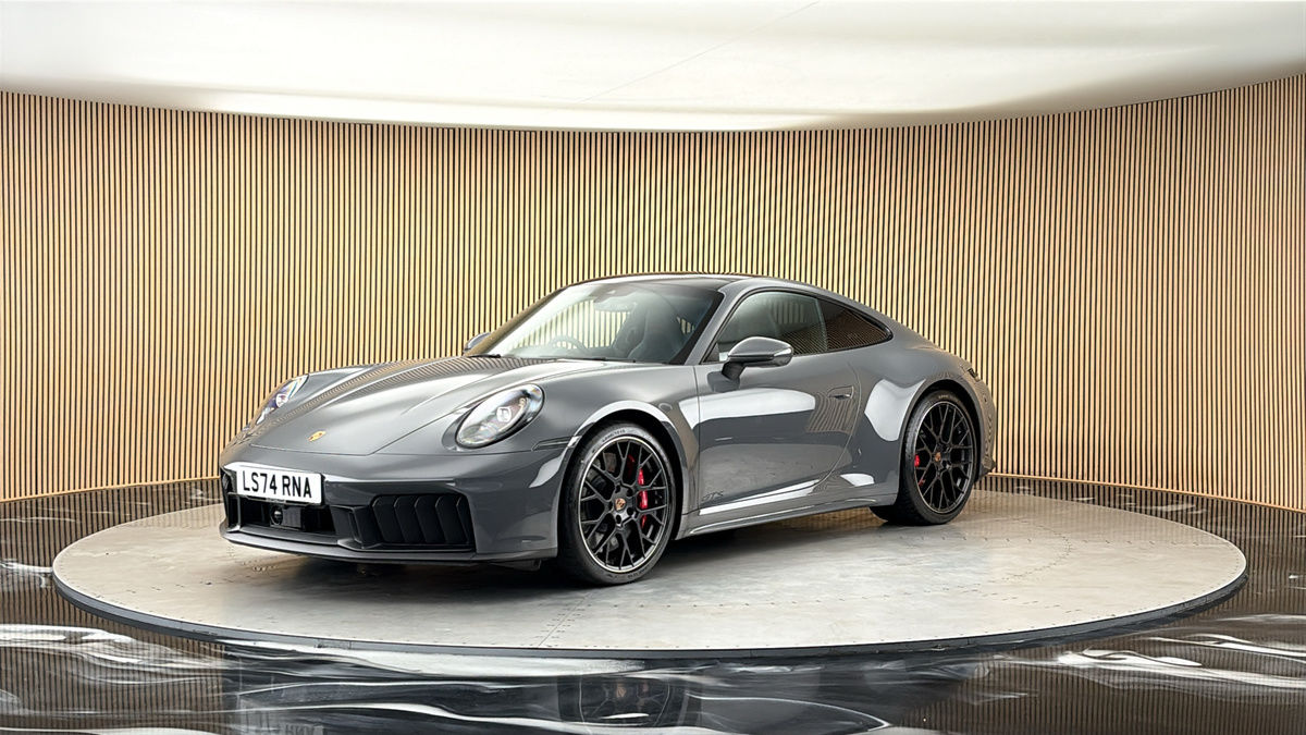 Porsche 911 Image 20