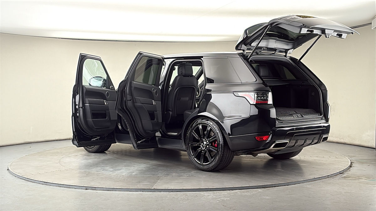 More views of Land Rover Range Rover Sport