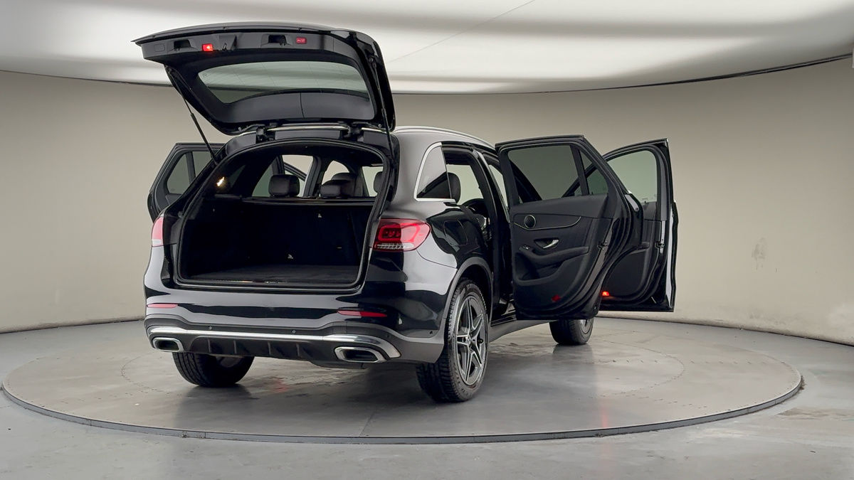 More views of Mercedes-Benz GLC