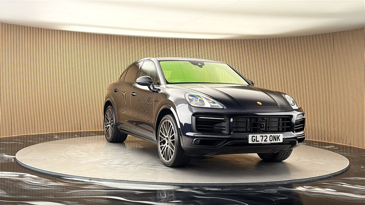 More views of Porsche Cayenne