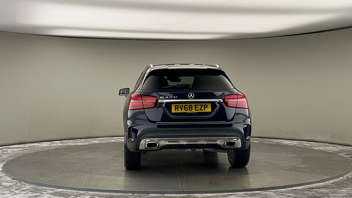 More views of Mercedes-Benz GLA