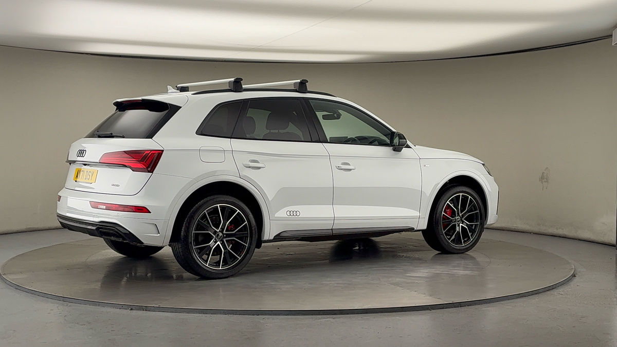 More views of Audi Q5