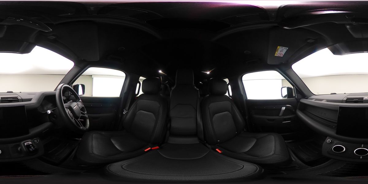 More views of Land Rover Defender 110