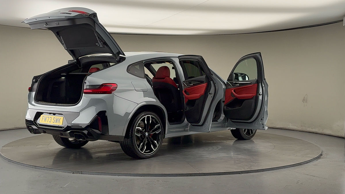 More views of BMW X4