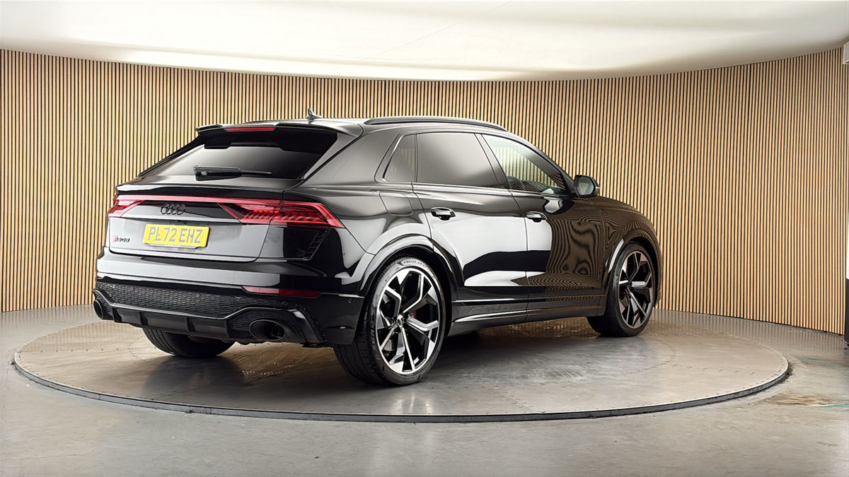 More views of Audi RSQ8
