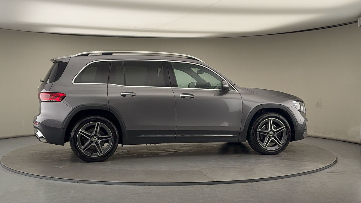 More views of Mercedes-Benz GLB