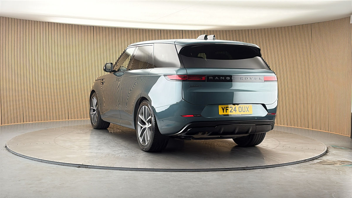 More views of Land Rover Range Rover Sport