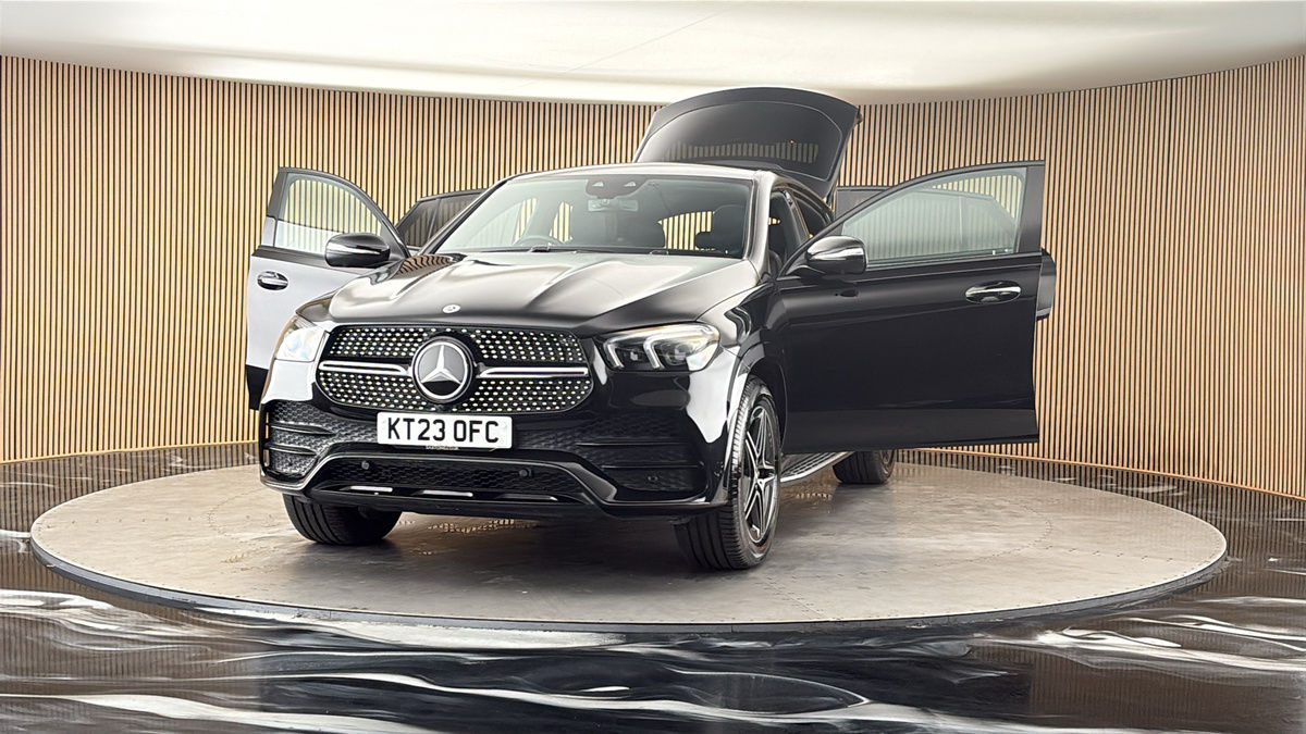 More views of Mercedes-Benz GLE