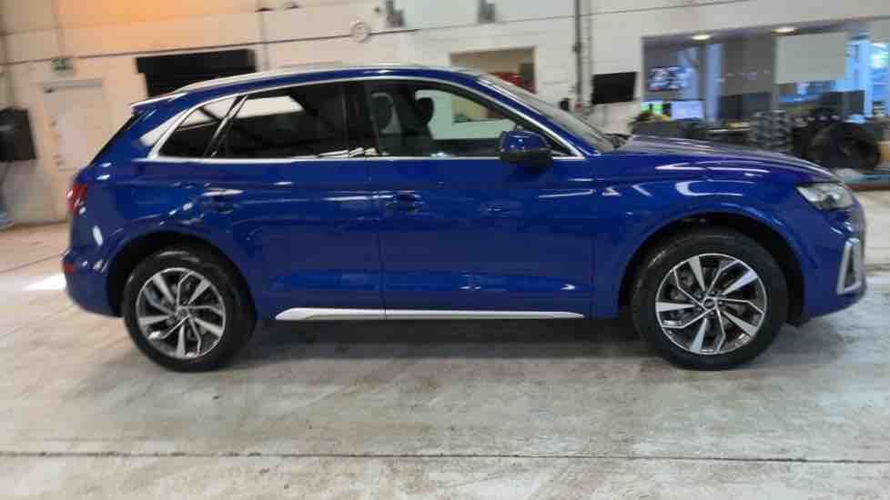 More views of Audi Q5