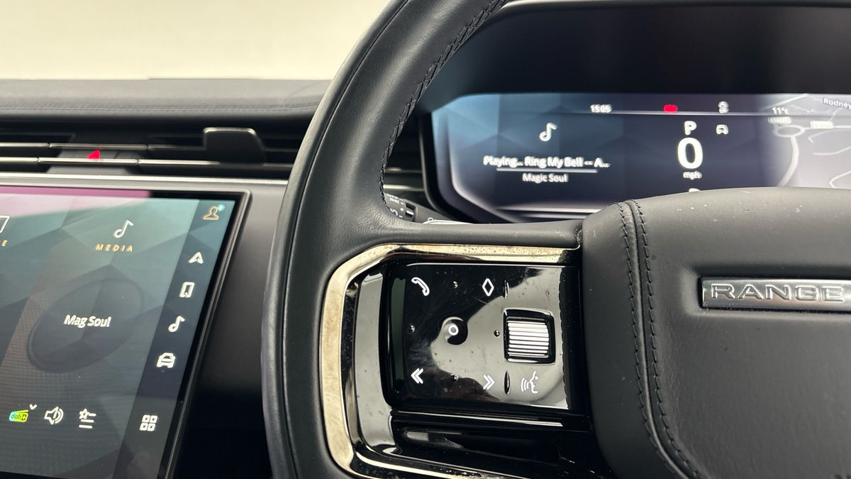 Land Rover Range Rover Sport Image 13