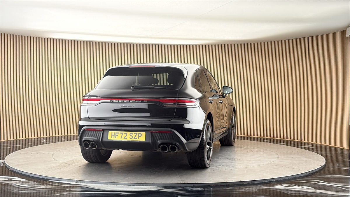 More views of Porsche Macan