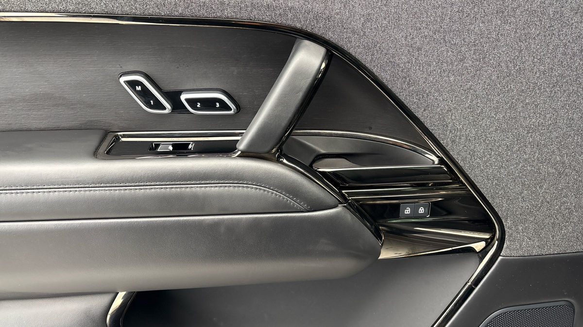 Land Rover Range Rover Sport Image 19