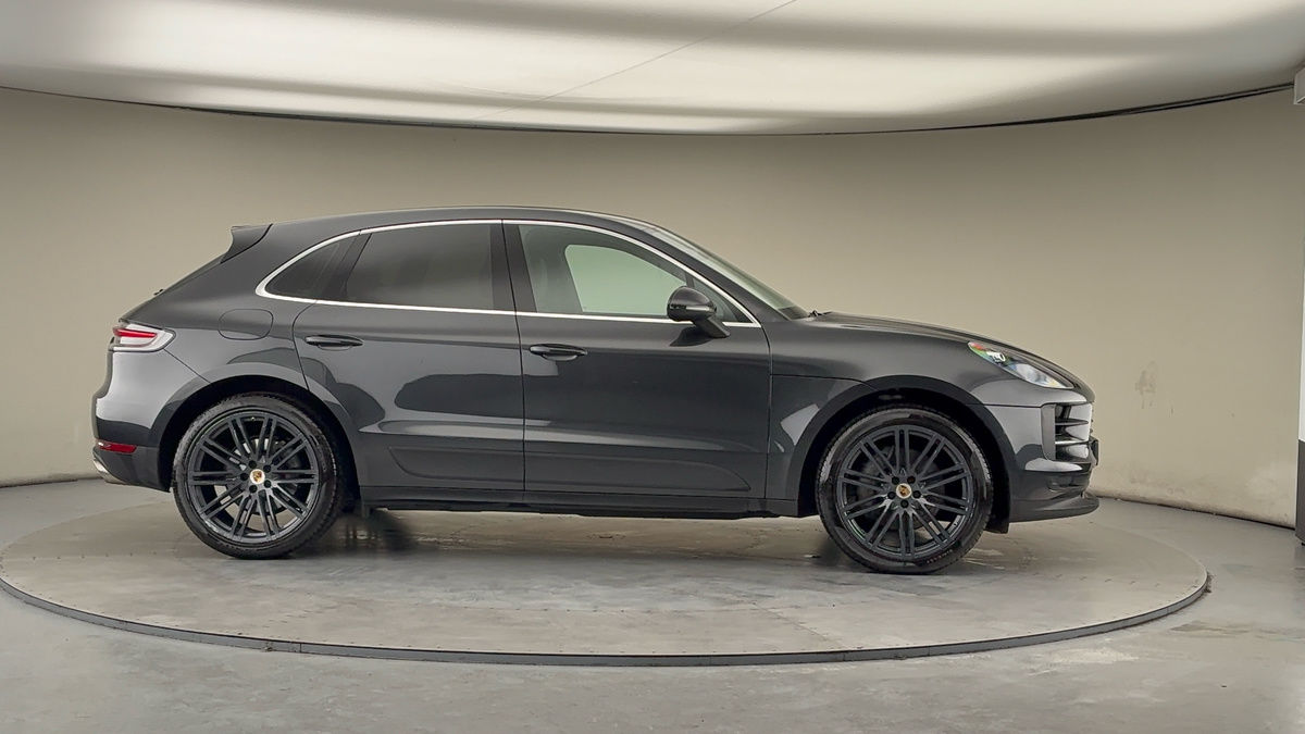 More views of Porsche Macan