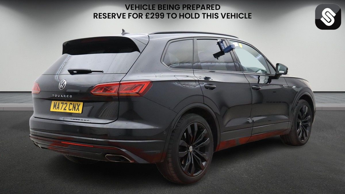 Volkswagen Touareg Image 4