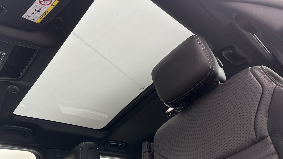 Land Rover Discovery Image 6