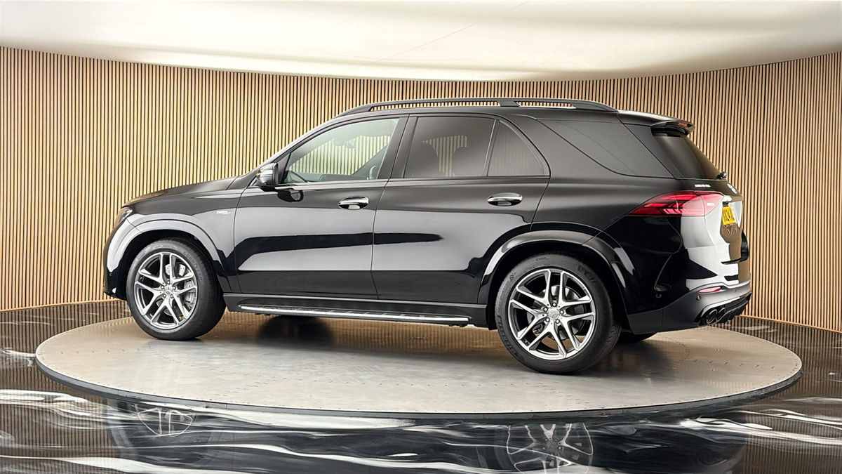More views of Mercedes-Benz GLE