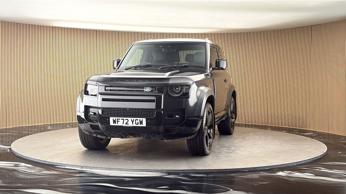 More views of Land Rover Defender 90