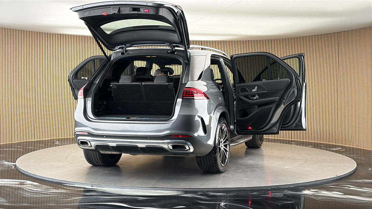 More views of Mercedes-Benz GLE