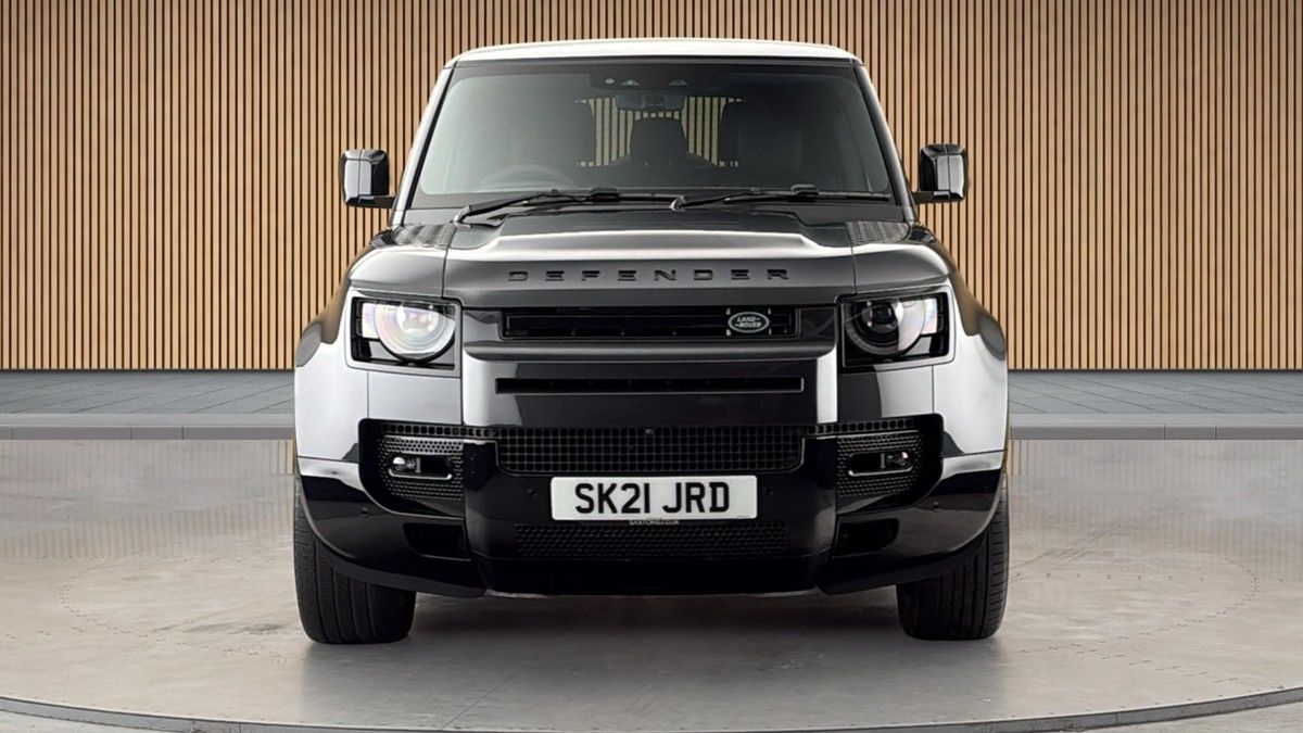 Land Rover Defender 90 Image 3
