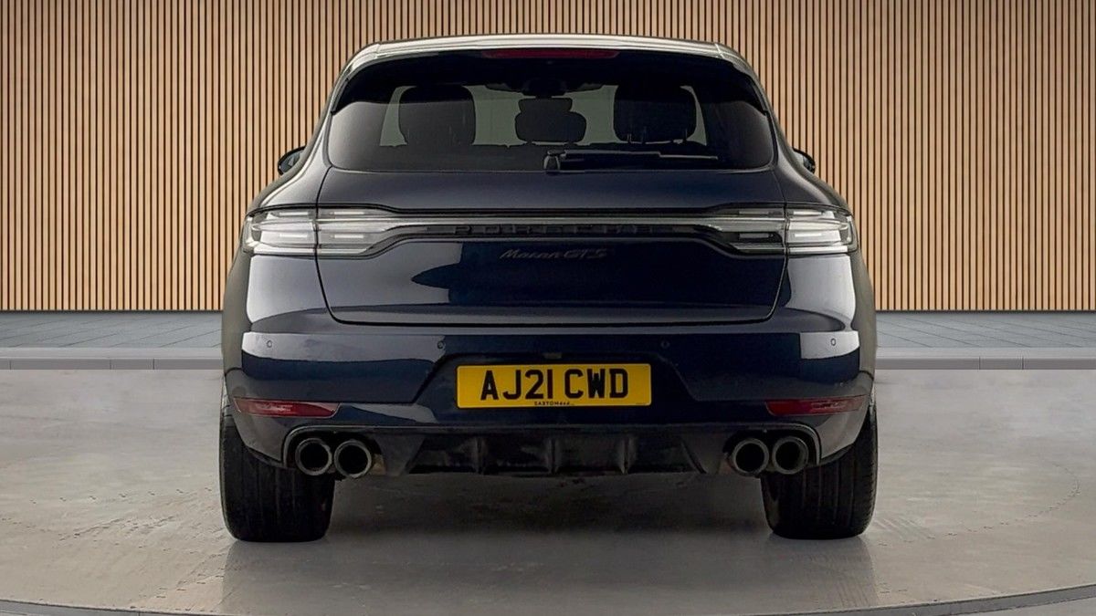 Porsche Macan Image 4
