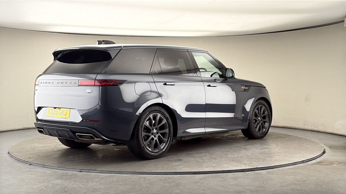 Land Rover Range Rover Sport Image 21