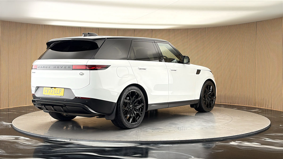 More views of Land Rover Range Rover Sport
