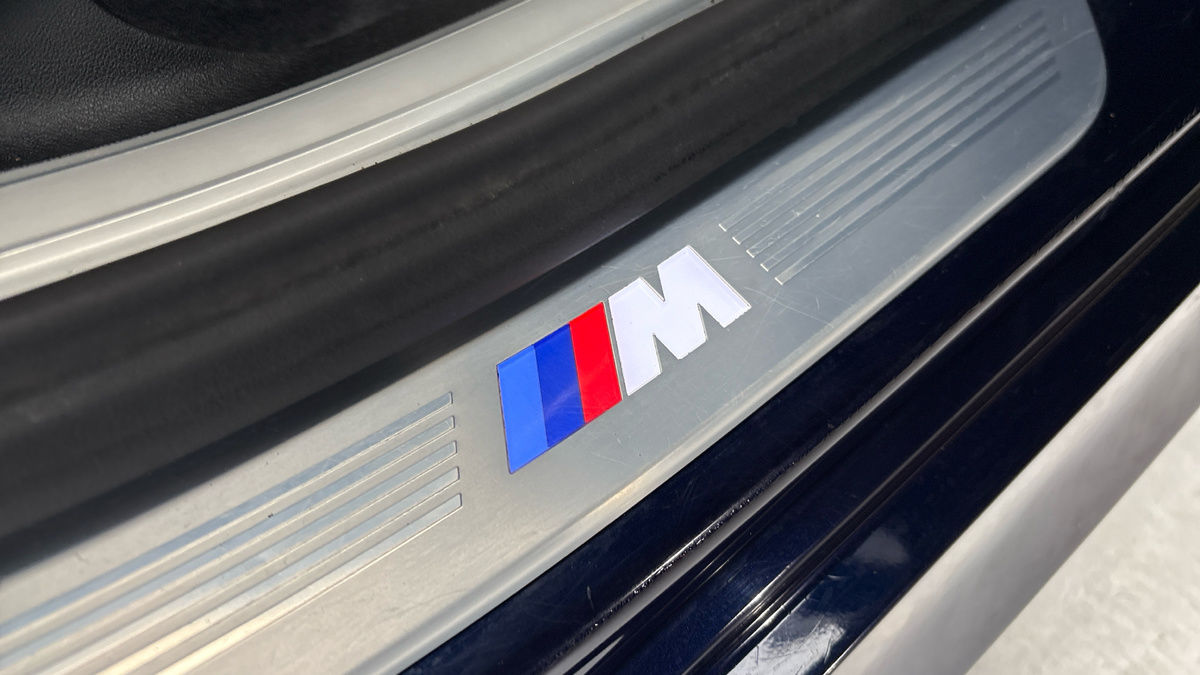 BMW 7 Series Image 27