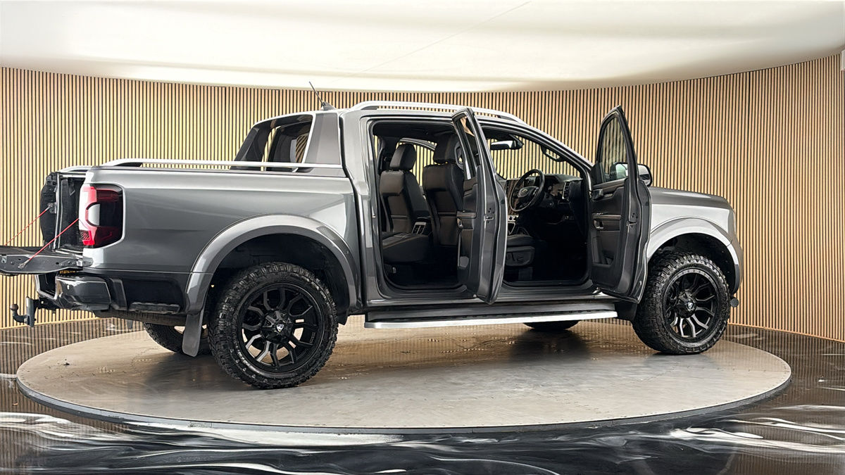 More views of Ford Ranger