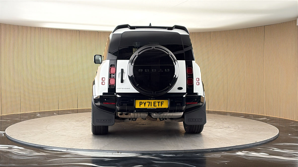 More views of Land Rover Defender 90