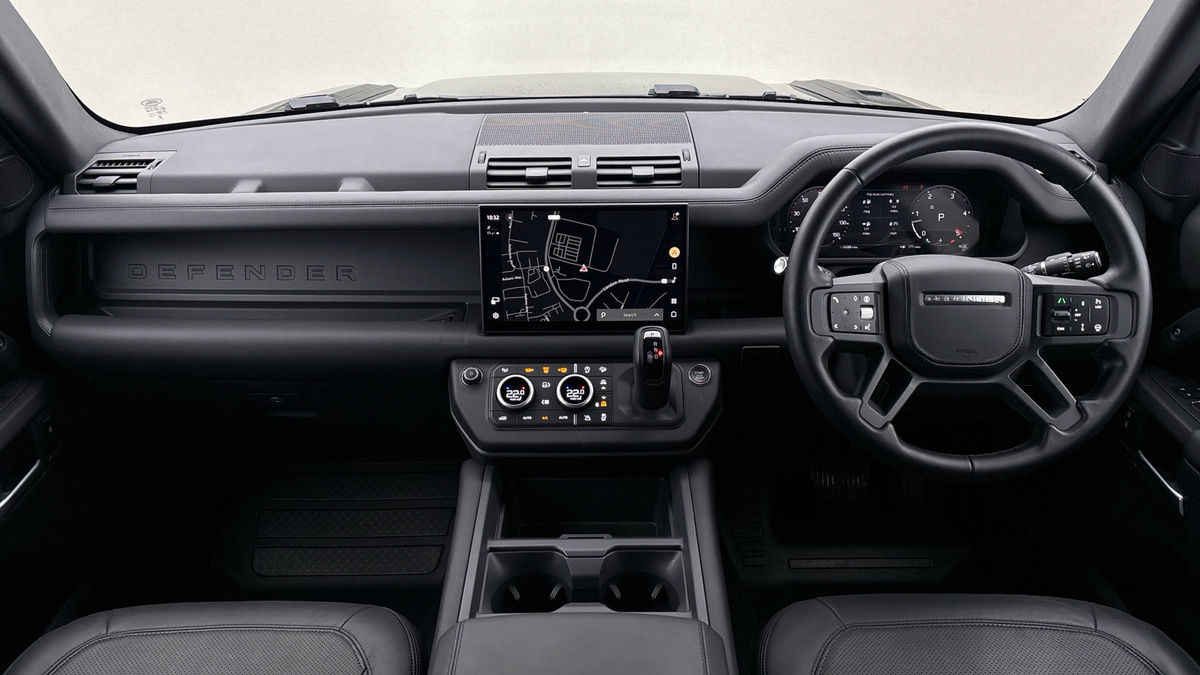 Land Rover Defender 110 Urban Image 12