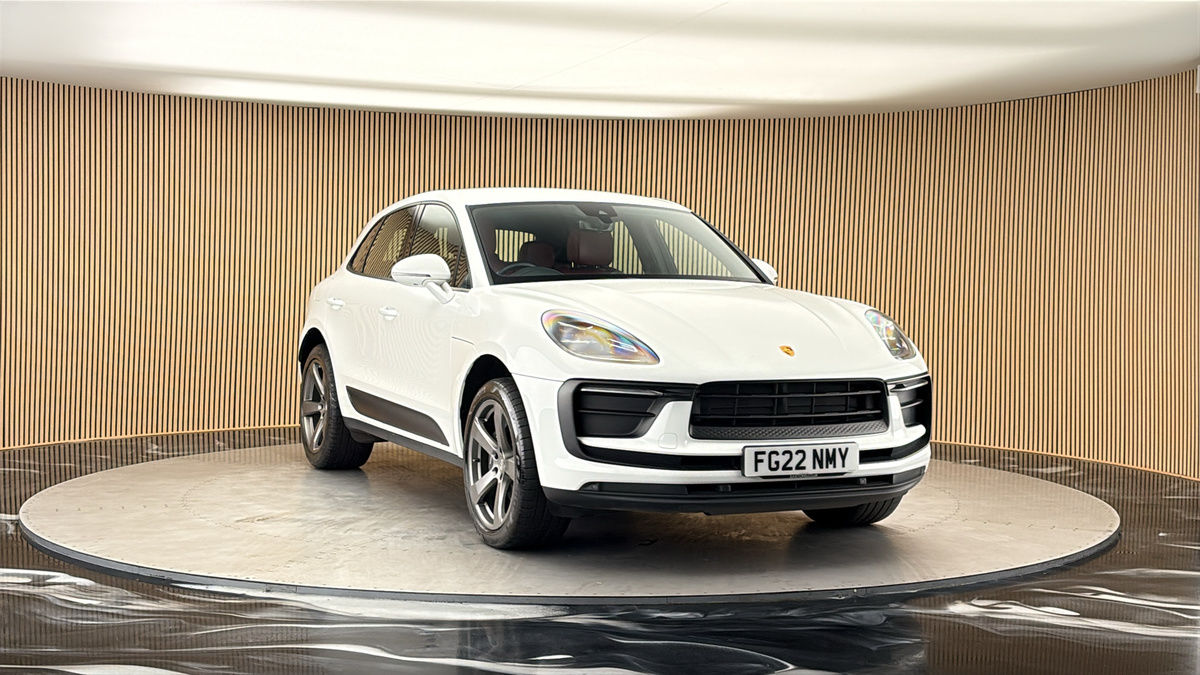 More views of Porsche Macan