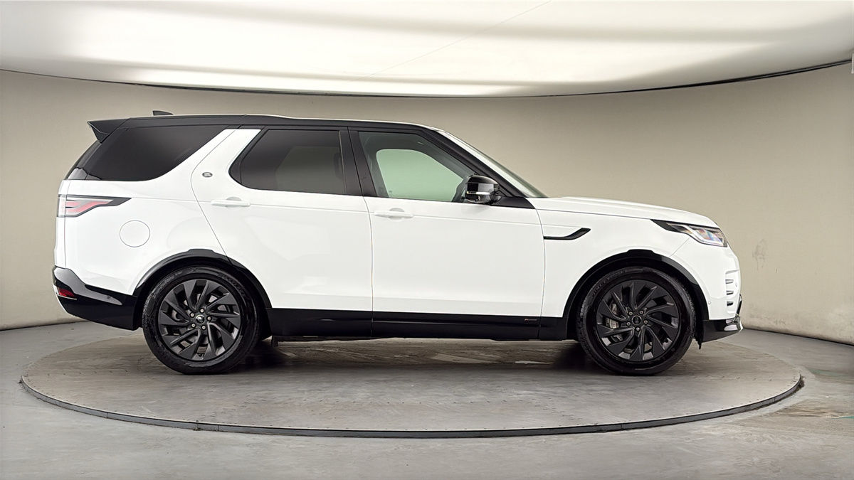 Land Rover Discovery Image 16