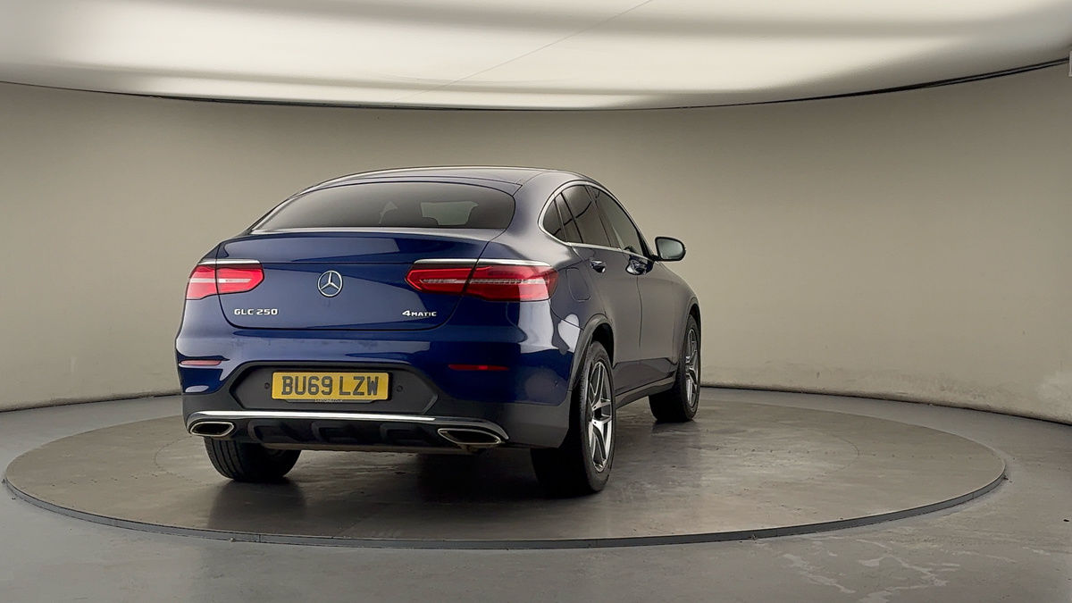 More views of Mercedes-Benz GLC