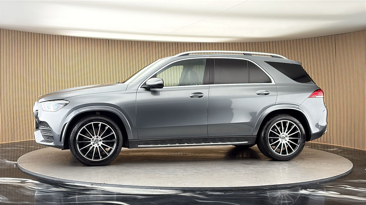More views of Mercedes-Benz GLE