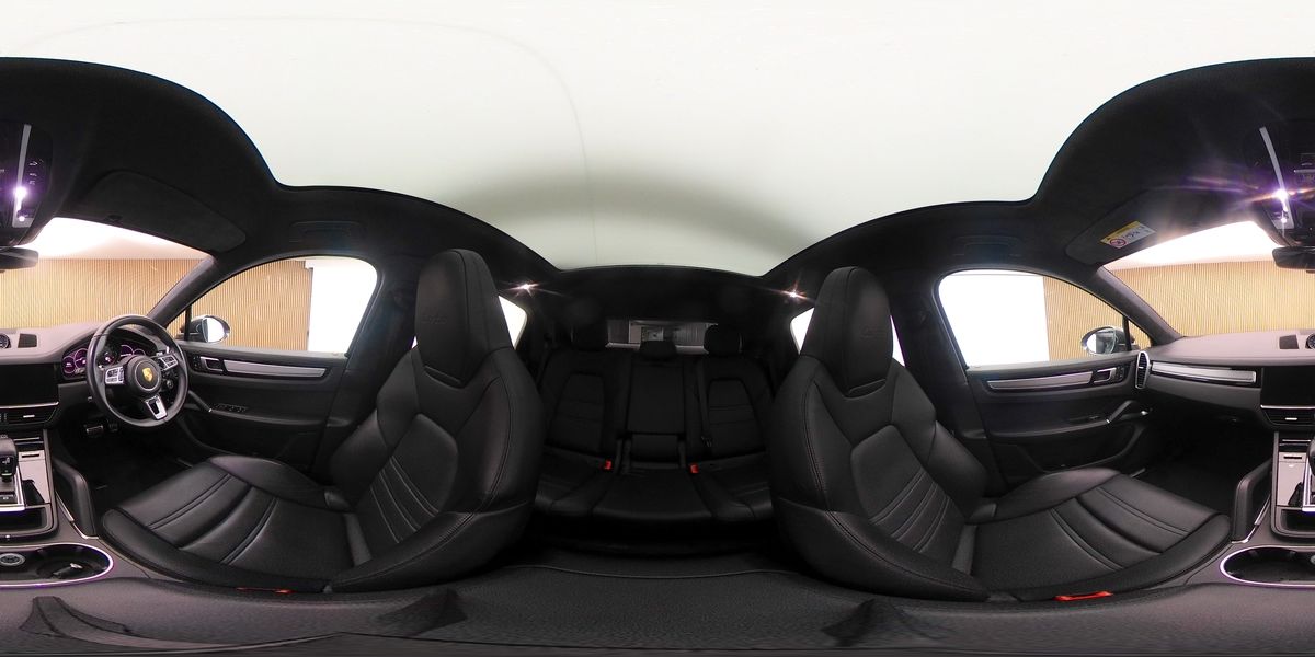 More views of Porsche Cayenne