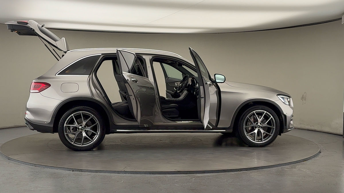 More views of Mercedes-Benz GLC