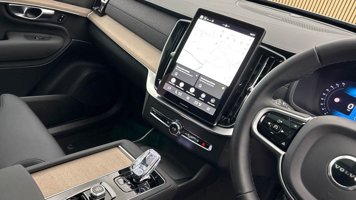 Volvo XC90 Image 18