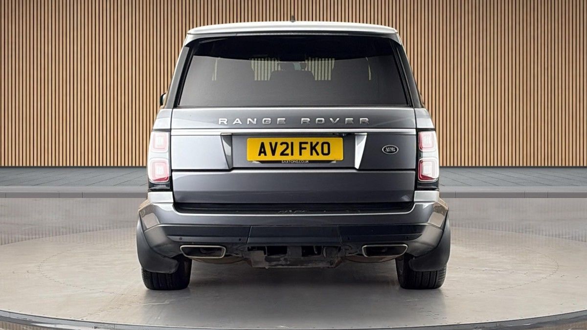More views of Land Rover Range Rover